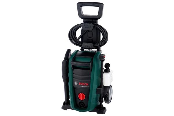 Bosch UniversalAquatak 130 + zestaw samochodowy 1,7 kW